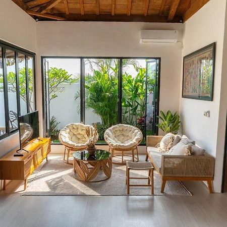 Berawa Canggu Stylish Joglo 3 Bedrooms Private Villa With Private Pool Kültér fotó
